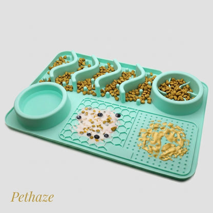 Dog Licking Mat – Slow Feeder Pad for Anxiety & Baths